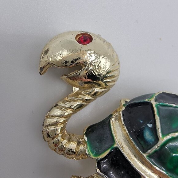 Vintage Smiling Smile TURTLE Tortoise Pin Brooch Rhinestone Eye‎ Goldtone - Picture 2 of 3